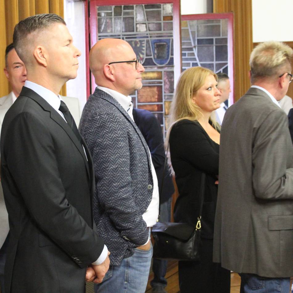 Kommunalwahl in Duisburg: AfD triumphiert, Grüne stürzen ab, OB Link muss in die Stichwahl