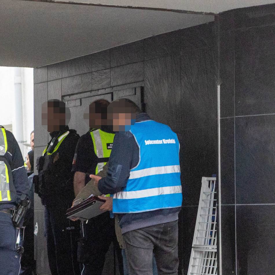 Schrottimmobilien in Krefeld: Einsatzkräfte stellen Dutzende Verstöße fest