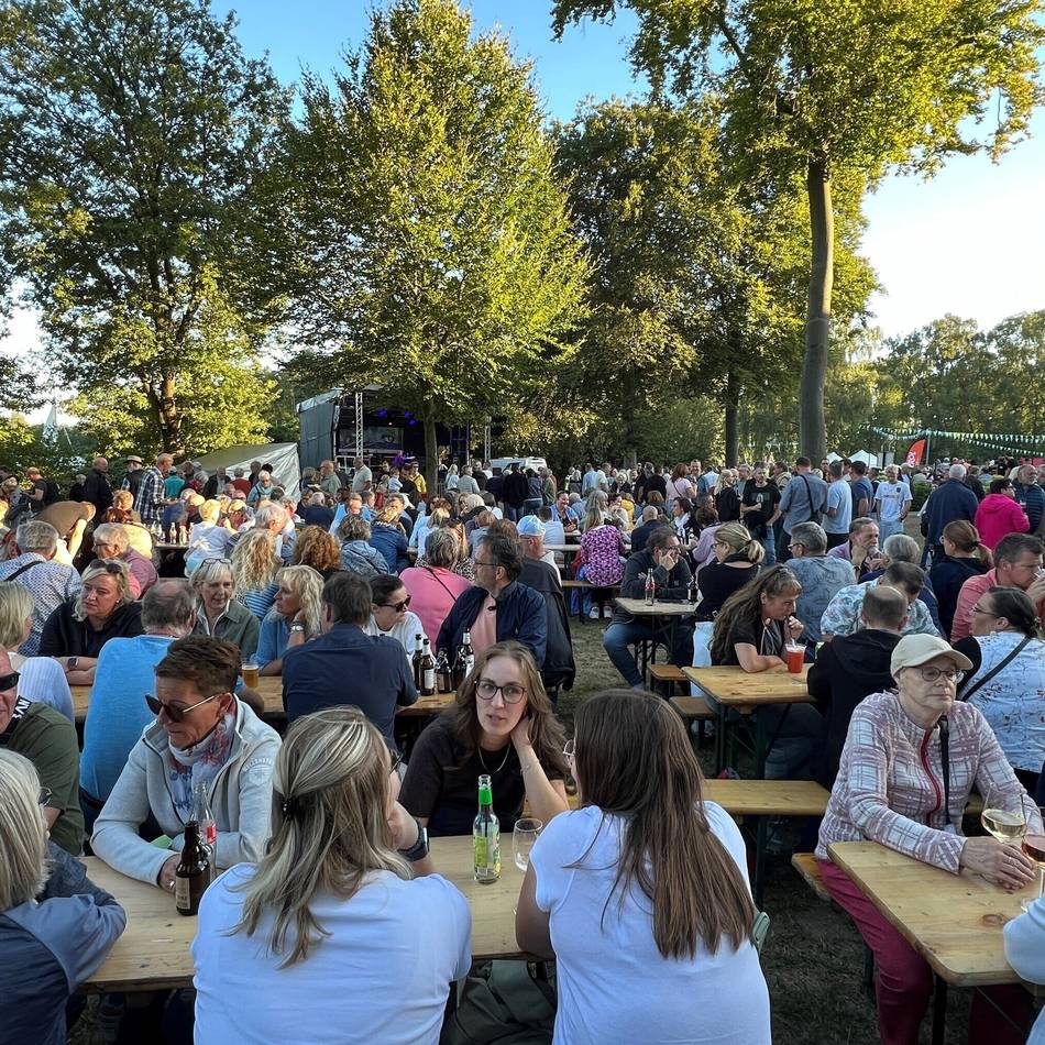 Genuss am See in Nettetal: 9000 Besucher ließen sich am De Wittsee verwöhnen