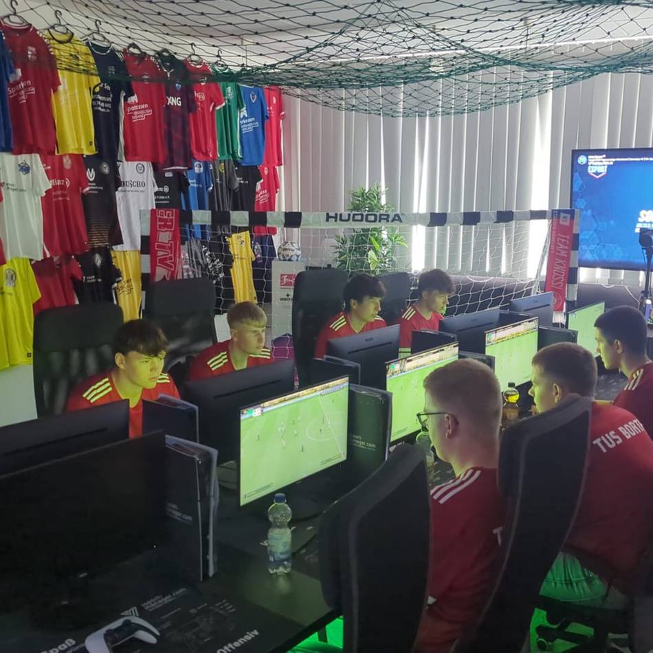 E-Sports trifft Vereinsleben: Der TuS Borth zockt sich jetzt ins Rampenlicht