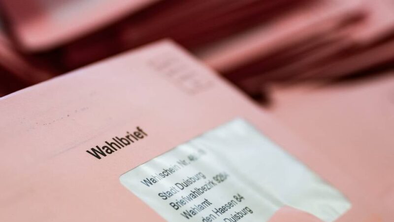 Kommunalwahl in Duisburg: Immer mehr Duisburger wählen per Brief