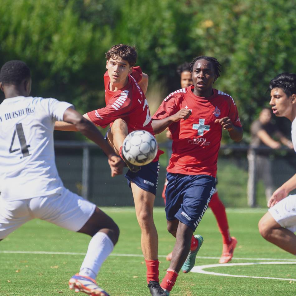 Fußball-Niederrheinliga: Klever Nachwuchs-Teams starten mit Tor-Spektakel in die Saison