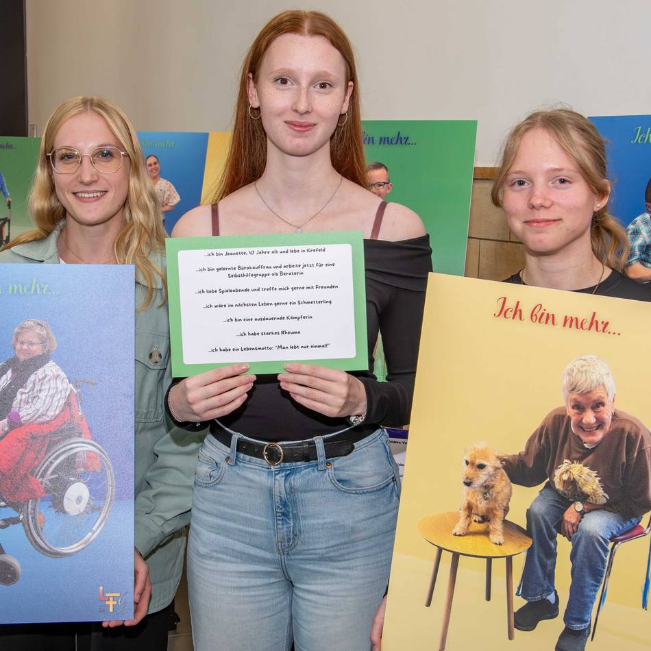 Ausstellung im Liebfrauen-Berufskolleg Geldern: Schülerinnen wollen Berührungsängste abbauen