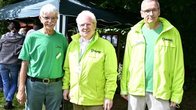 BUND Korschenbroich: Ein sonniger Tag auf dem Gelände am Trietbach
