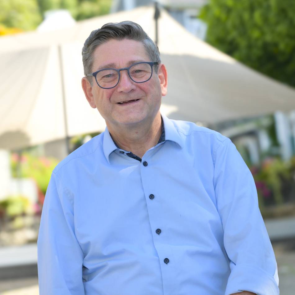 Oberbürgermeisterwahl in Solingen : Neumann (SPD) wünscht sich mehr Politiker mit Berufserfahrung