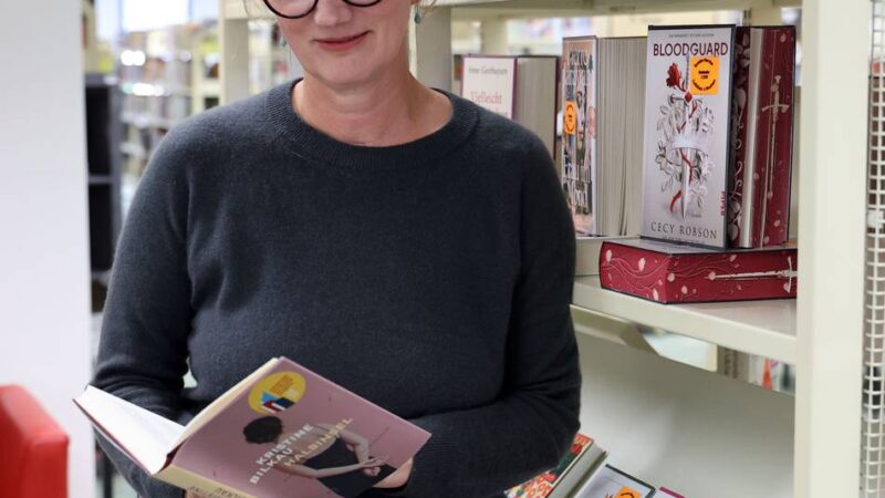 Lesung in Mönchengladbach: Der schmale Grat zwischen Fürsorge und Übergriffigkeit