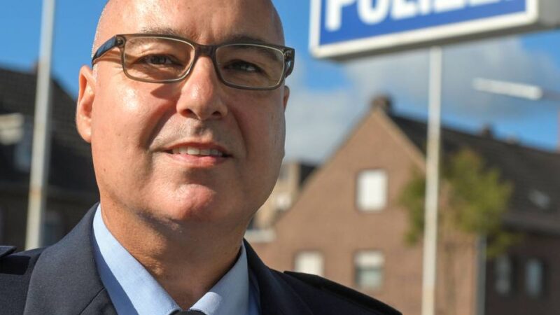 Vorstellung in Kamp-Lintfort: Polizei ist für ihn eine Herzenssache