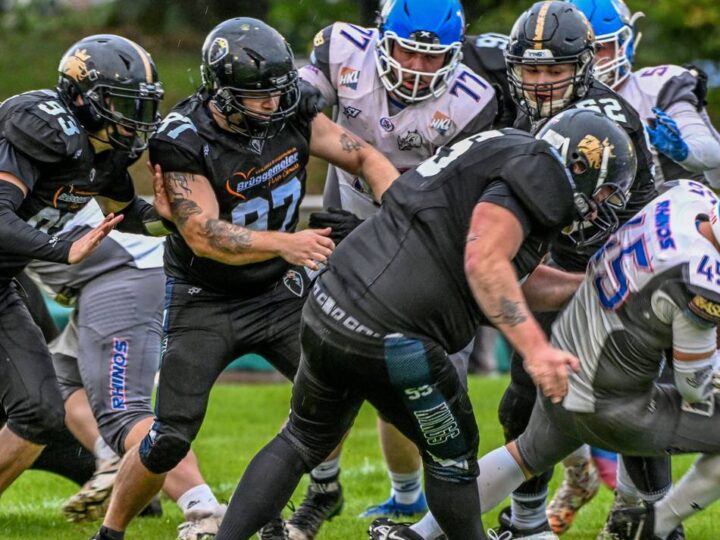American Football im Hülspark-Stadion: Blitz, Donner, Regenbogen und eine dramatische Aufholjagd