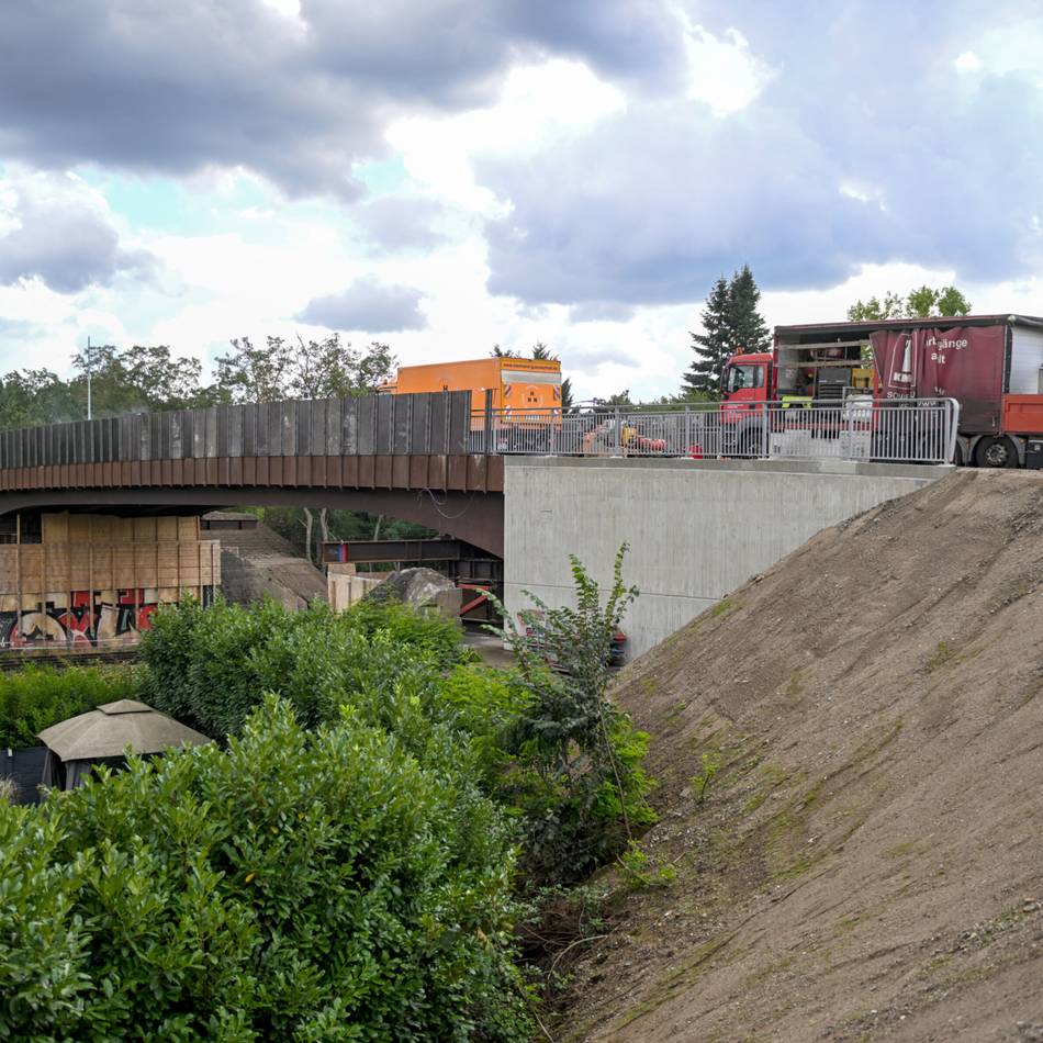 Verbindung zwischen Moers und Duisburg: Cölve-Brücke – Verkehr soll schon bald wieder rollen