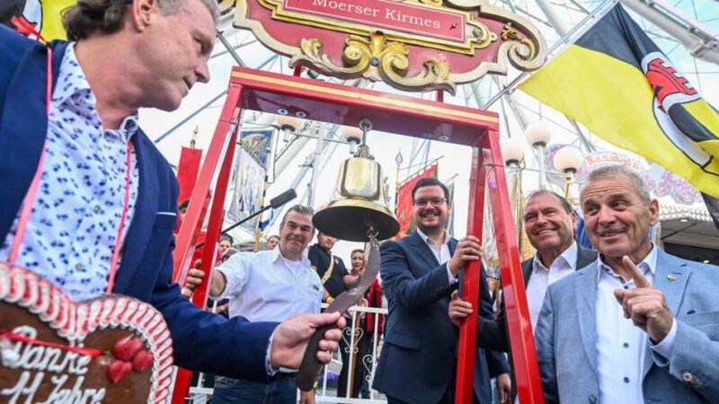 Fünf Tage Volksfest: Moerser Kirmes ist eröffnet