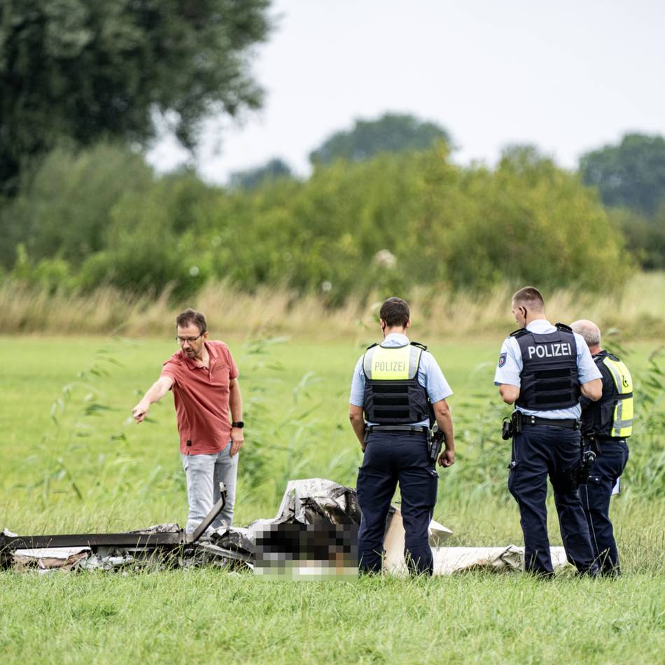 Flugzeugabsturz bei Kranenburg: Luftsportverein Goch nimmt nach Tragödie Abschied von zwei Piloten