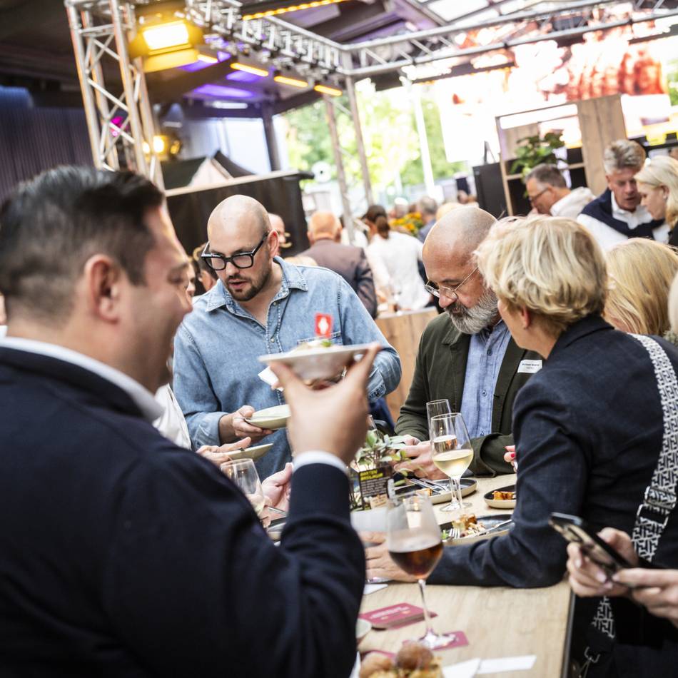 „Düsseldorf In geht aus“: Düsseldorfs Gastronomen netzwerken bei der Metro