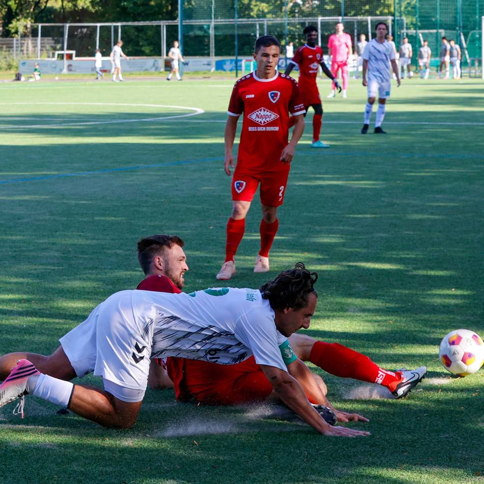 In der Bezirksliga Gruppe 3: Fischeln lässt Thomasstadt Kempen keine Chance