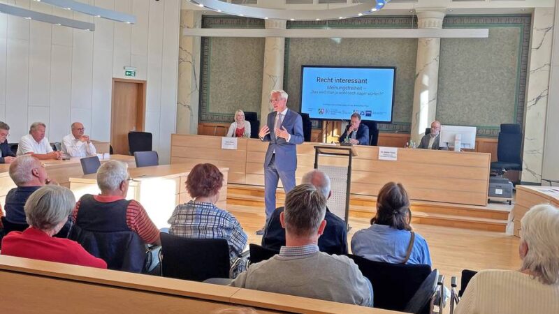 Vortragsreihe „Recht interessant“ in Krefeld: Experten informieren zum Thema Vereinsrecht