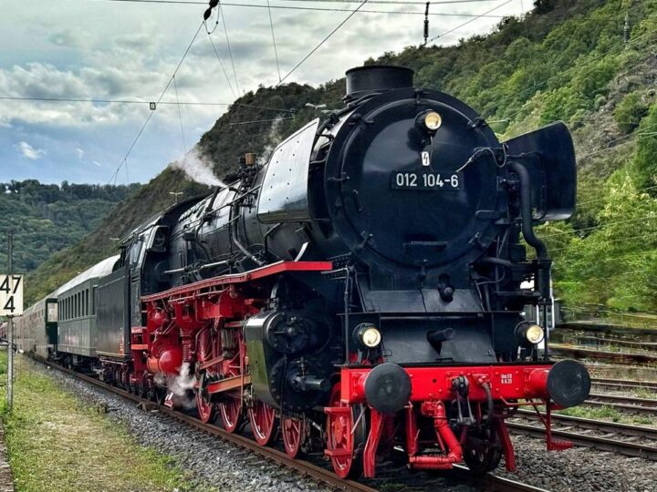 Historische Fahrt vom Niederrhein aus: Gefühl wie im Hogwarts-Express – mit der Dampflok nach Cochem