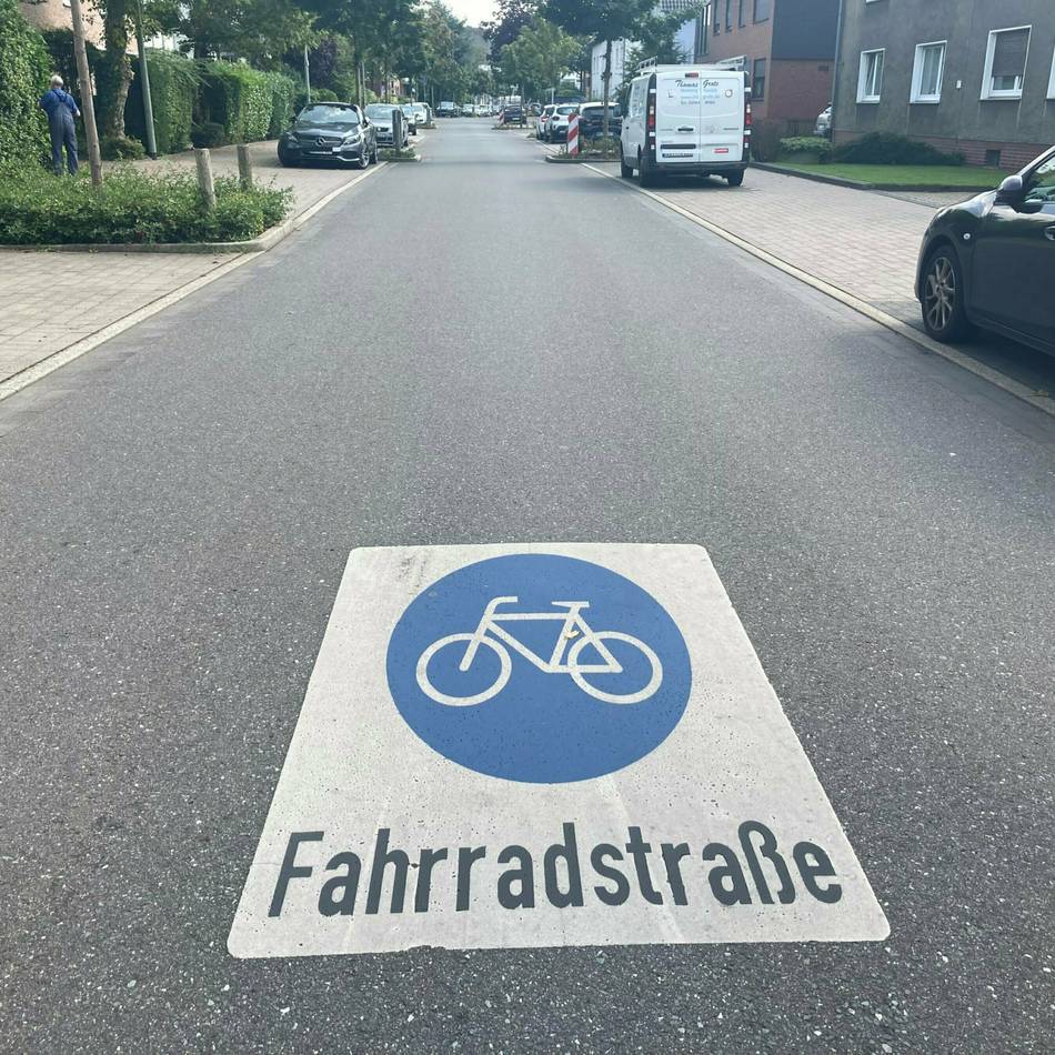 Mobilität in Nettetal: Streit um Tempo 30 und Fahrradzonen