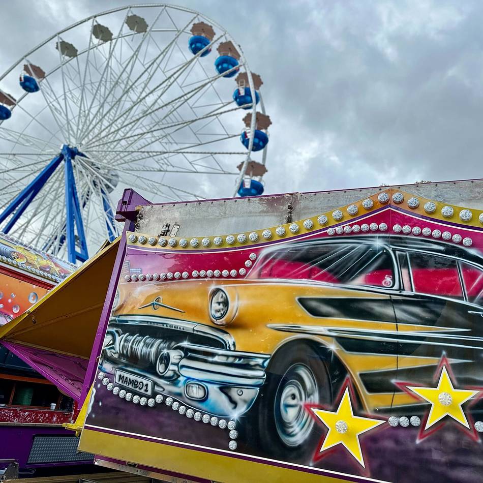 Großes Schützenfest in der Stadtmitte: Kirmes in Grevenbroich – Fahrgeschäfte, Preise und Neuheiten