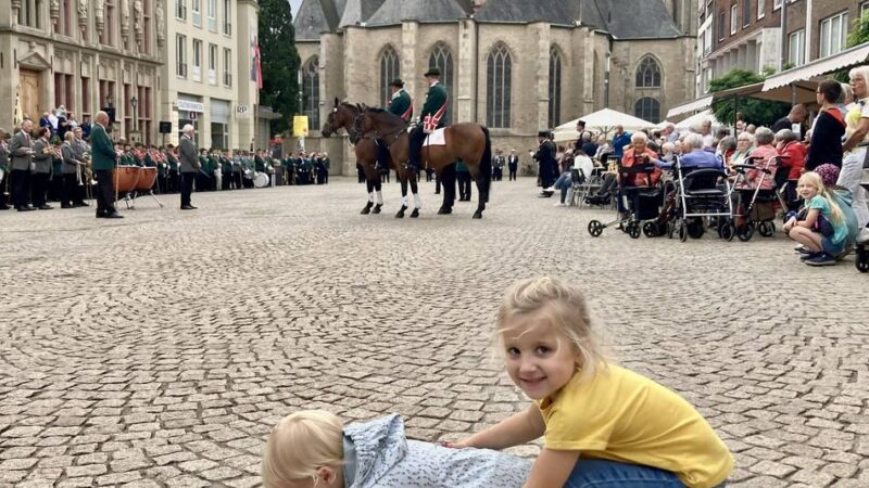 Weseler Bürger-Schützen-Verein: Schützenfest beginnt mit Großen Zapfenstreich auf dem Großen Markt