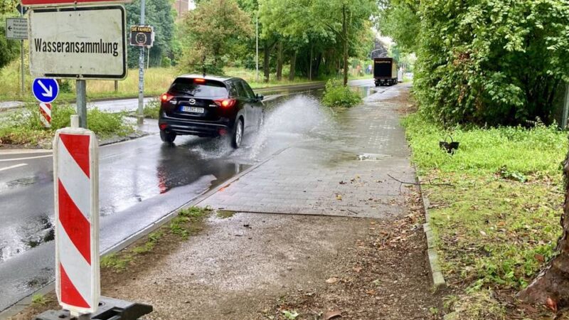 Folgen des Unwetters: Feuerwehr rund zehn Stunden im Dauereinsatz