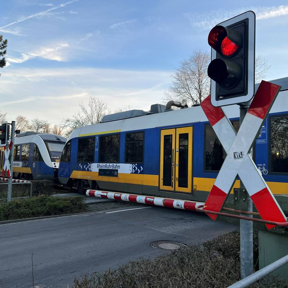 Bauarbeiten über mehrere Wochen: Bahnübergang in Xanten wird nachts gesperrt