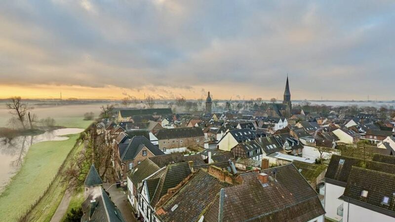 Inklusive Eröffnung des Rheinturms: Dormagen zeigt seine Denkmäler