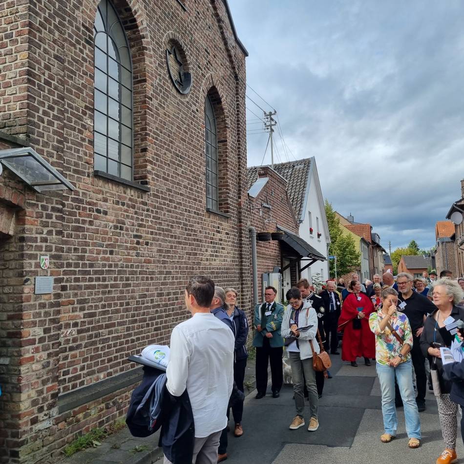 Landeswettbewerb „Unser Dorf hat Zukunft“: Bewertungskommission unterwegs in Hülchrath