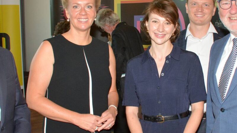 Spielplanpräsentation vor Finanzfragen im Neusser Landestheater: „Ich sehe einen starken Willen, Lösungen zu finden“