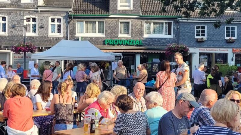 Stadt Radevormwald: Feierabendmarkt am Freitag an der Kaiserstraße