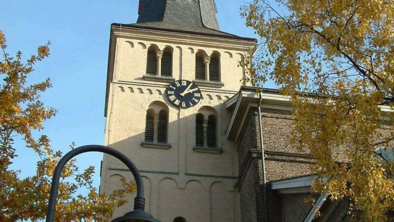 Stephanuskirche in Meerbusch: Chor sucht Gastsänger für Weihnachtskonzert