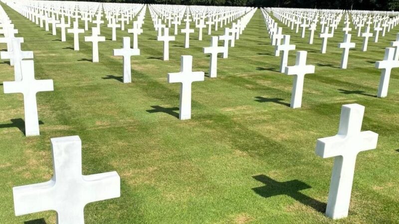 Radevormwalder Geschichte: Warum Lutz Aldermann zwei Kriegsgräber in Belgien besuchte