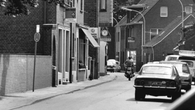 Meerbusch historisch: Als man an der Hauptstraße noch Kohlen kaufen konnte