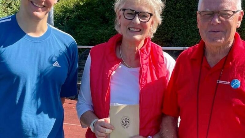 „Tag des Sportabzeichens“ in Radevormwald: Im sportlichen Einsatz – und ein überraschender Besuch