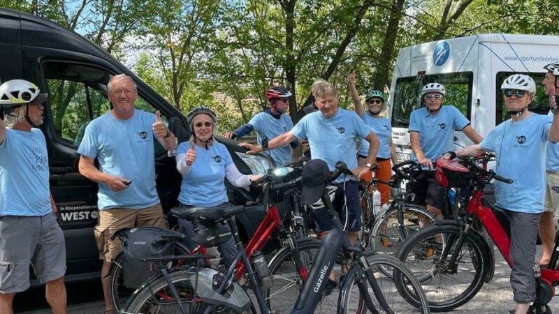 Für Demokratie, Gerechtigkeit und Umweltschutz: Benefietser radeln von Nieukerk nach Berlin – Tour endet im Bundestag