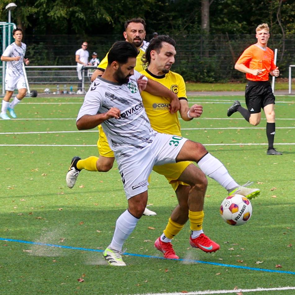 Wildes Stadtduell in der Bezirksliga: Fischeln dominiert Marathon in Halbzeit eins – und holt doch nur einen Punkt