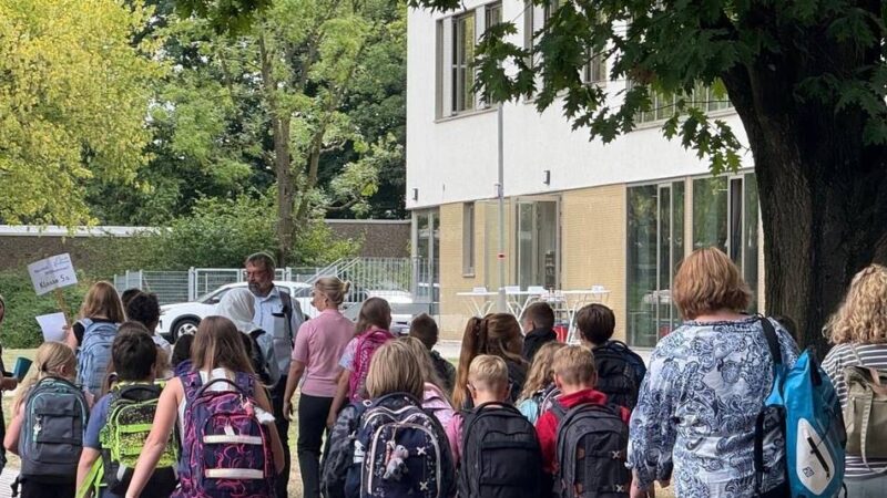 „Attraktiver Lernort“: Xantens Gesamtschule begrüßt 104 neue Fünftklässler