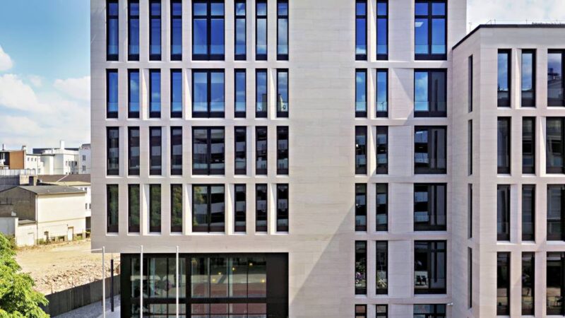 Neues Bürogebäude in der Duisburger City: Verwaltungs-Berufsgenossenschaft zieht ins Torhaus Süd