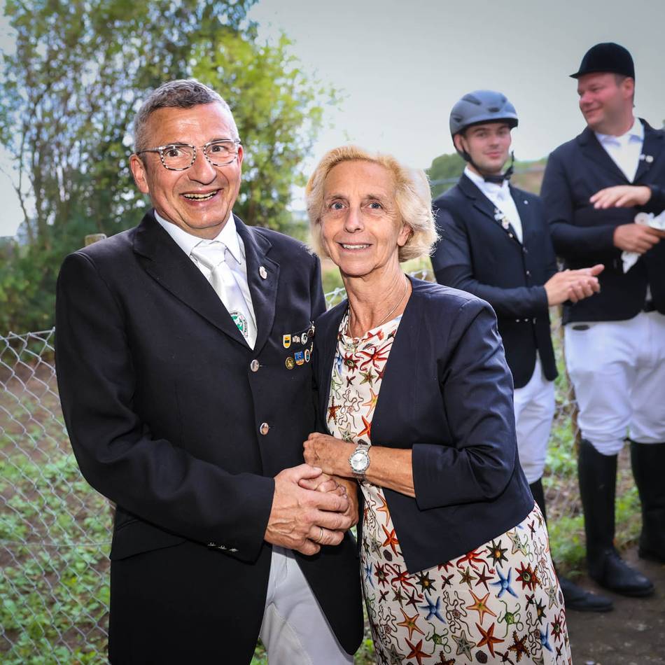 Königsehrenabend in Uedesheim: Heimgeleit für Schützenkönig Georg Melchers