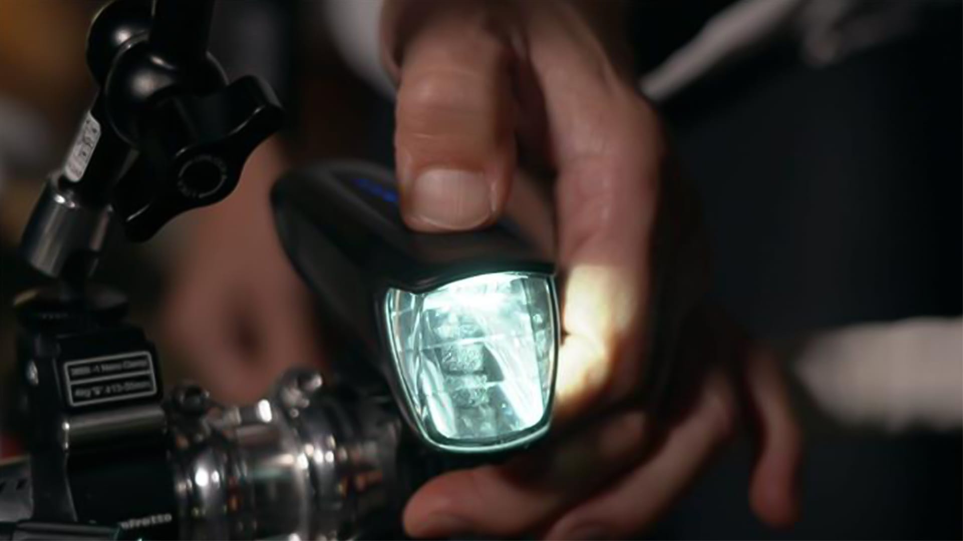 Fahrrad-Akkubeleuchtung im Test: Diese Lampen überzeugen