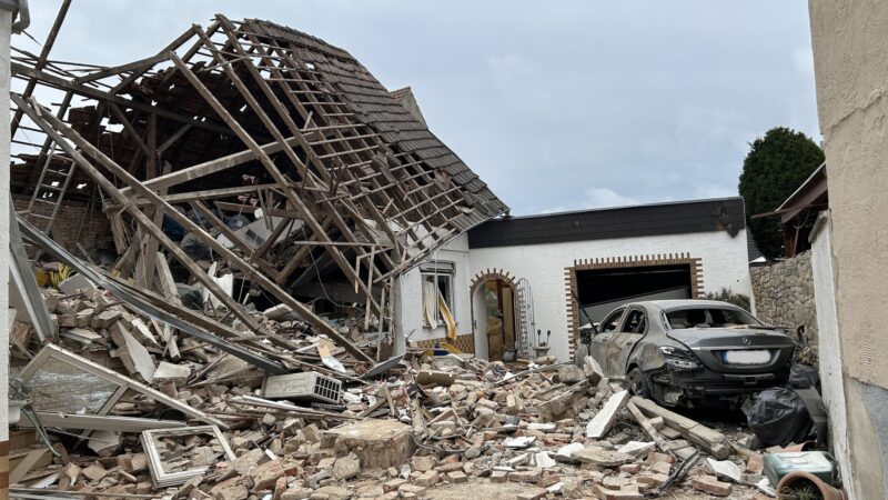 Haus eingestürzt: Explosion hinterlässt Trümmer in Ubstadt-Weiher