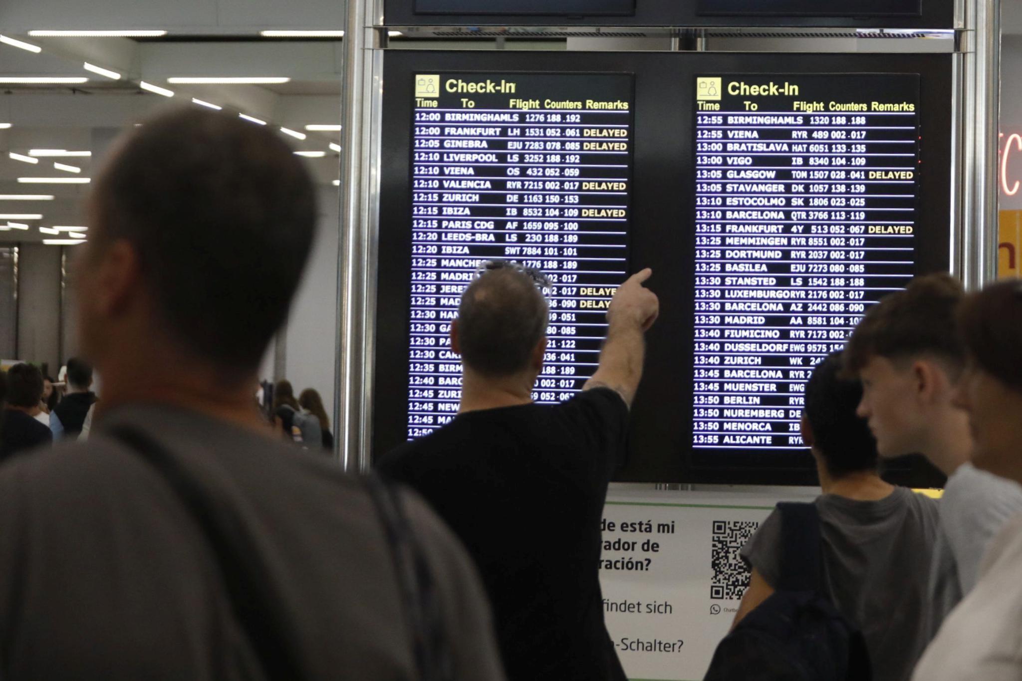 Wegen Regen und Unwettern: Weiterhin erhebliche Verspätungen am Flughafen von Mallorca