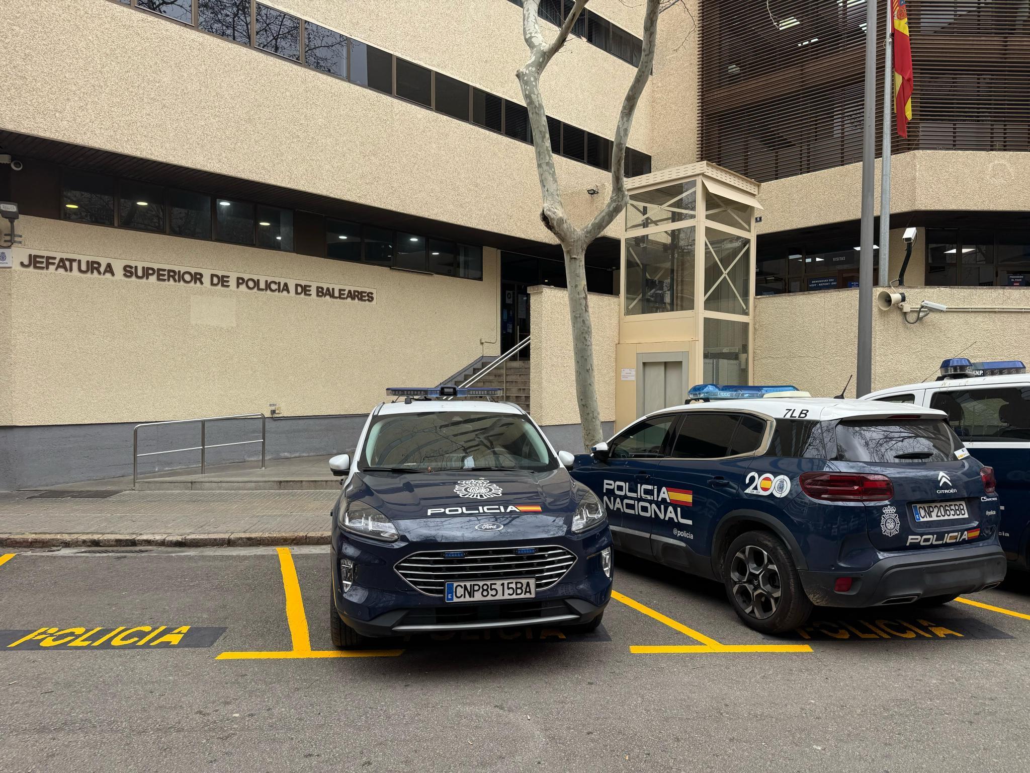 Tragischer Leichenfund auf Mallorca: Mann lebte einen Monat mit seiner toten Mutter in der Wohnung