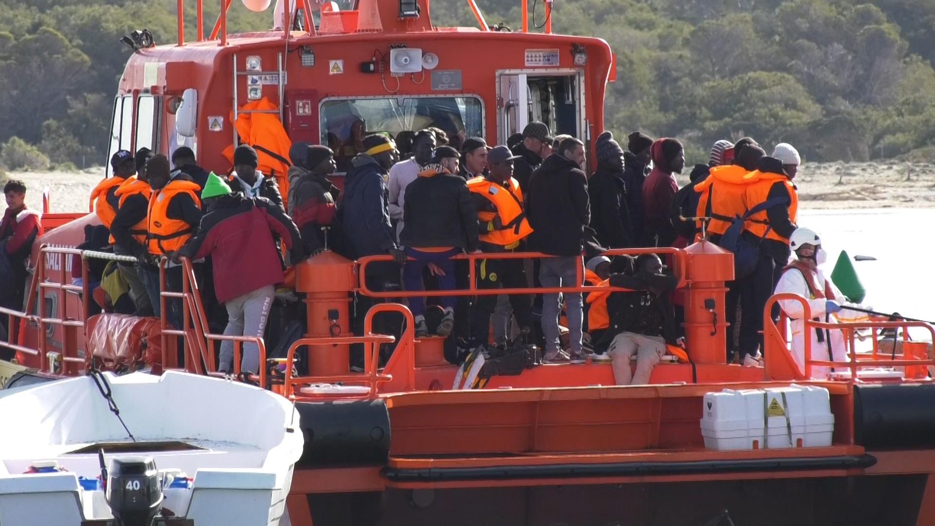 Irreguläre Migration auf Mallorca: Spaniens Innenminister auf heikler Mission in Algerien