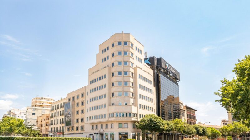 Weltkonzern Meliá hat jetzt auch ein Hotel an Palmas Plaça d’Espanya