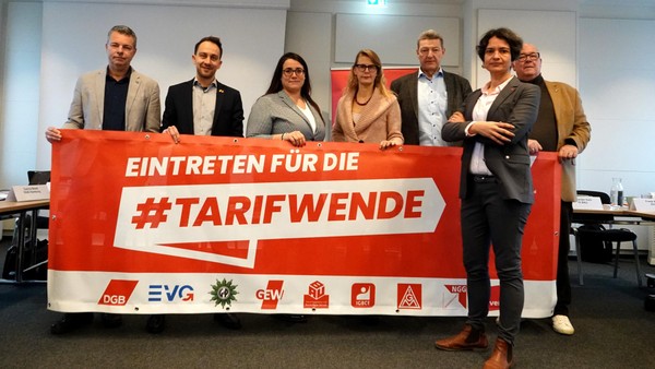 Jobs in Gefahr? Gewerkschaften über Zukunftsentscheid zerstritten