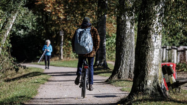 Fußgänger ärgern sich über Radfahrer in Niendorf: „Es ist die Pest“