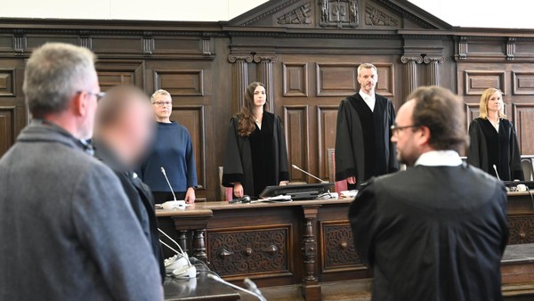 Hinter die Robe geschaut: So arbeiten Hamburgs Gerichte