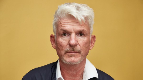 Heinz Strunk: Was sind dritte Zähne in den Nudeln? Zahnpasta!