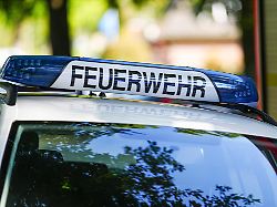 Großeinsatz der Feuerwehr: Klinikbrand in Saarbrücken – mindestens 20 Verletzte