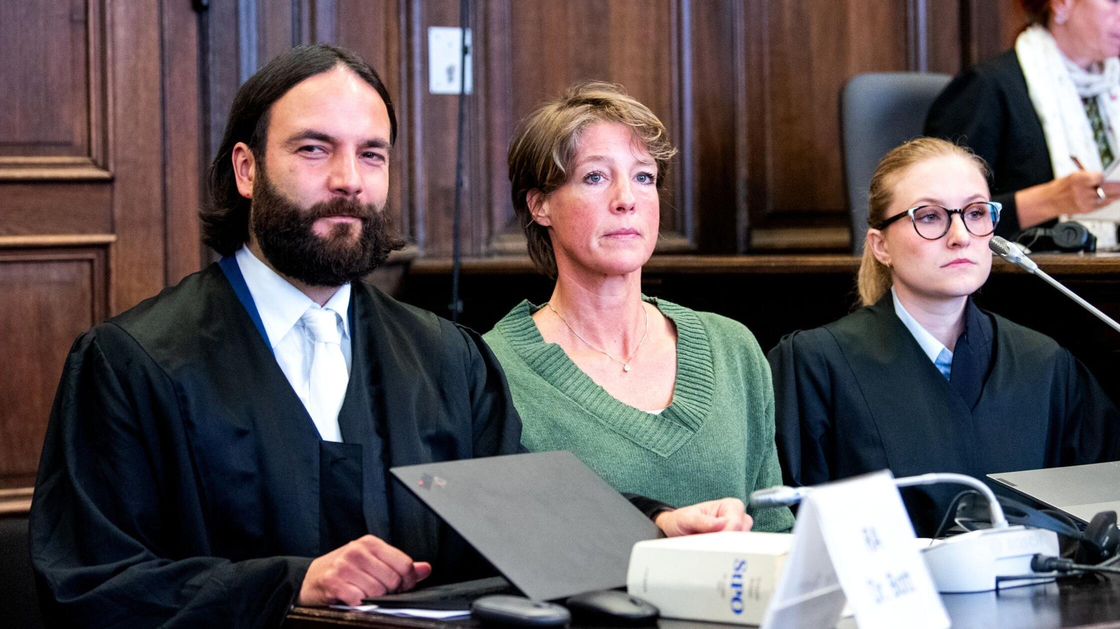 Block-Prozess geht mit Erklärungen der Verteidiger weiter