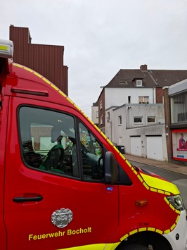 FW Bocholt: Wohnungsbrand mit einer toten Person in Bocholter Innenstadt